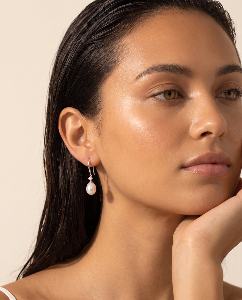 Teardrop Pearl Drop Earrings detail
