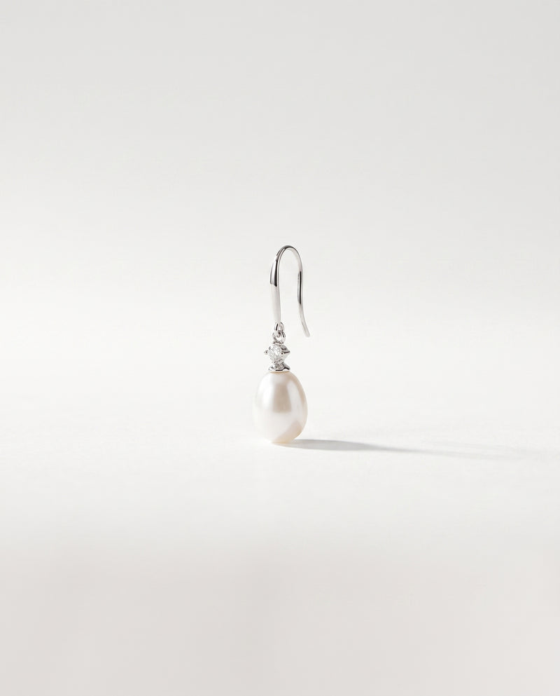 Teardrop Pearl Drop Earrings