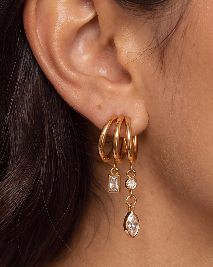 Detail of the marquise crystal hanging below the lobe
