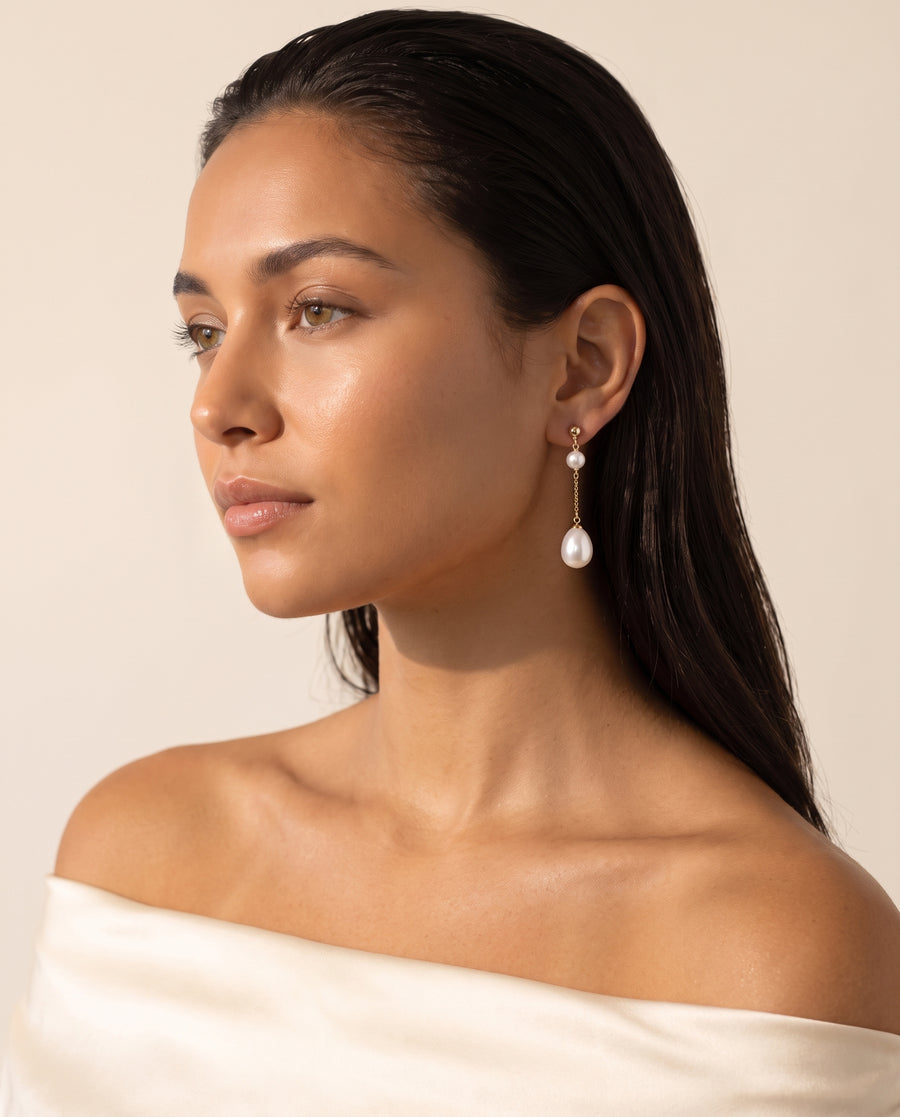 Fine Chain Pearl Drops freshwater pearl earring profile on the ear