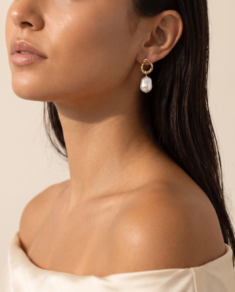 Twist Ring Baroque Pearl Drops freshwater pearl earring worn on the ear